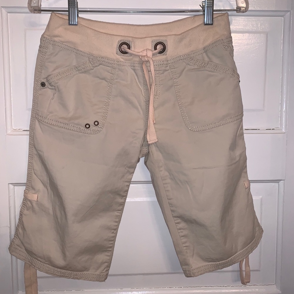Girl’s Justice Khaki Shorts Size 16 Regular